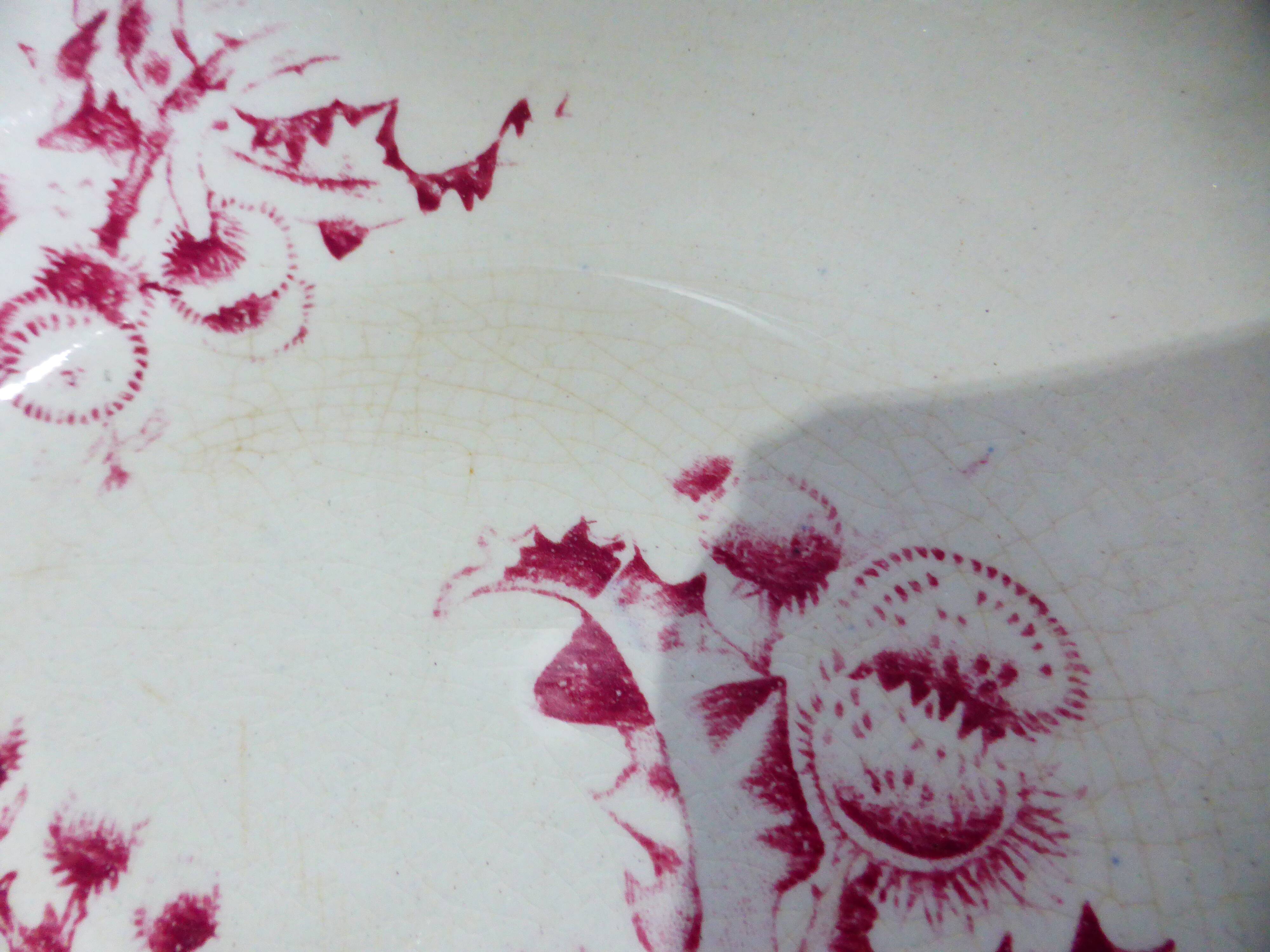 5 hollow plates in Gien iron earth model Thistles