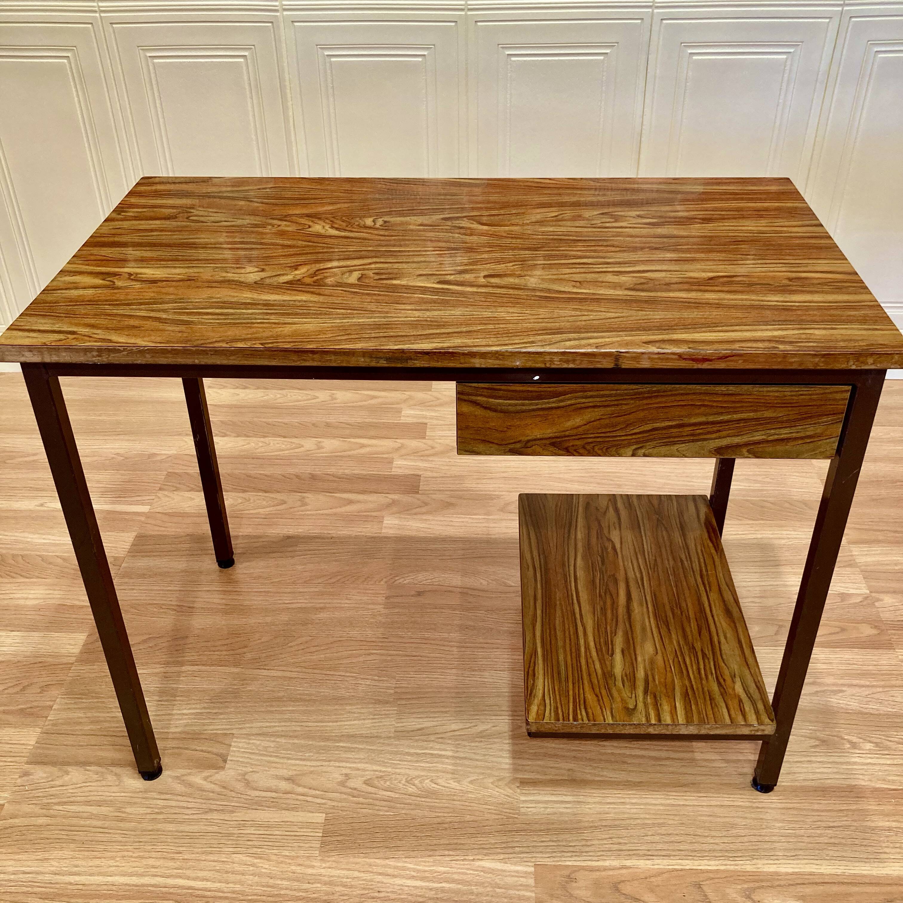 Nice 1950s design desk.