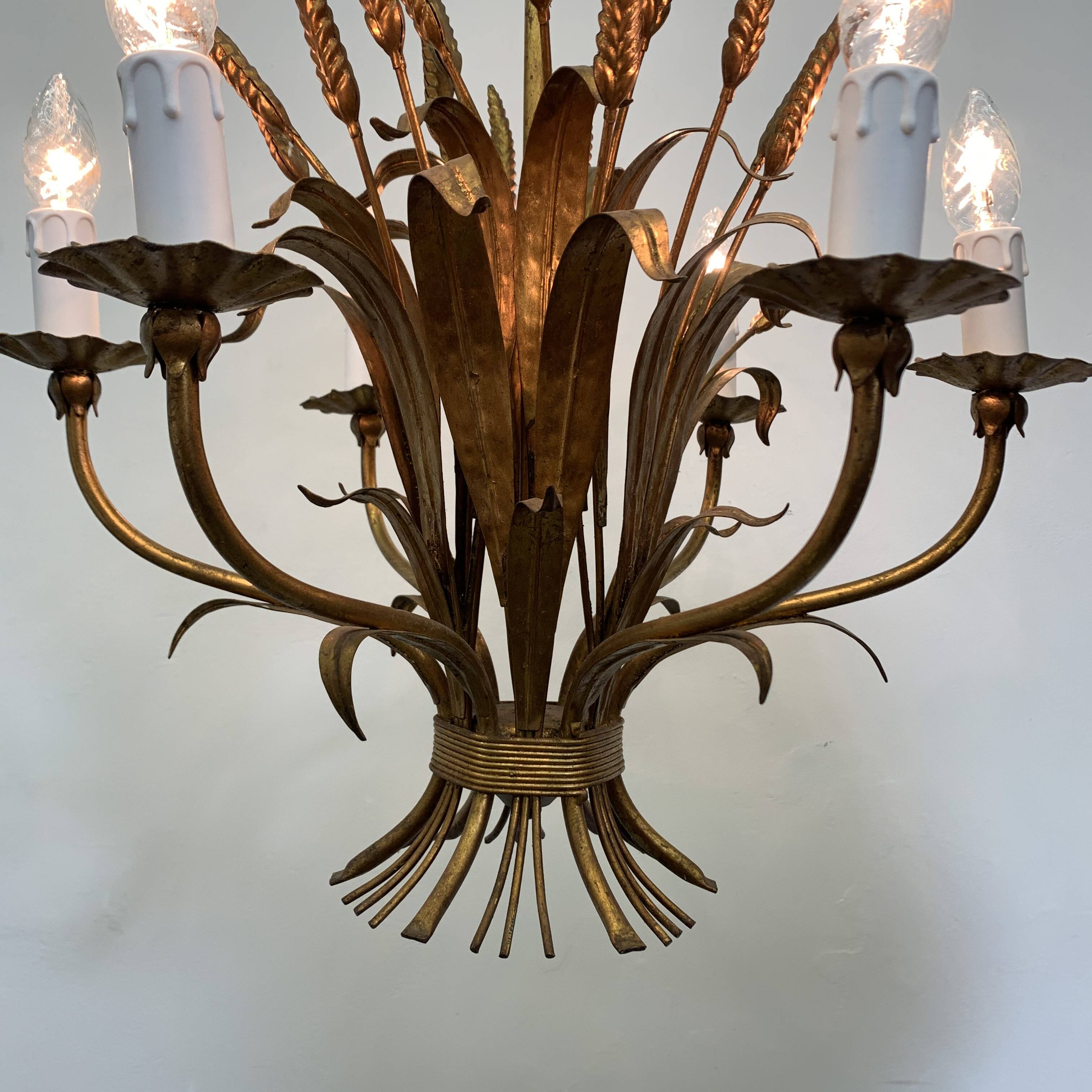 Large wheat sheaf leaf gold gilt chandelier, 1960’s