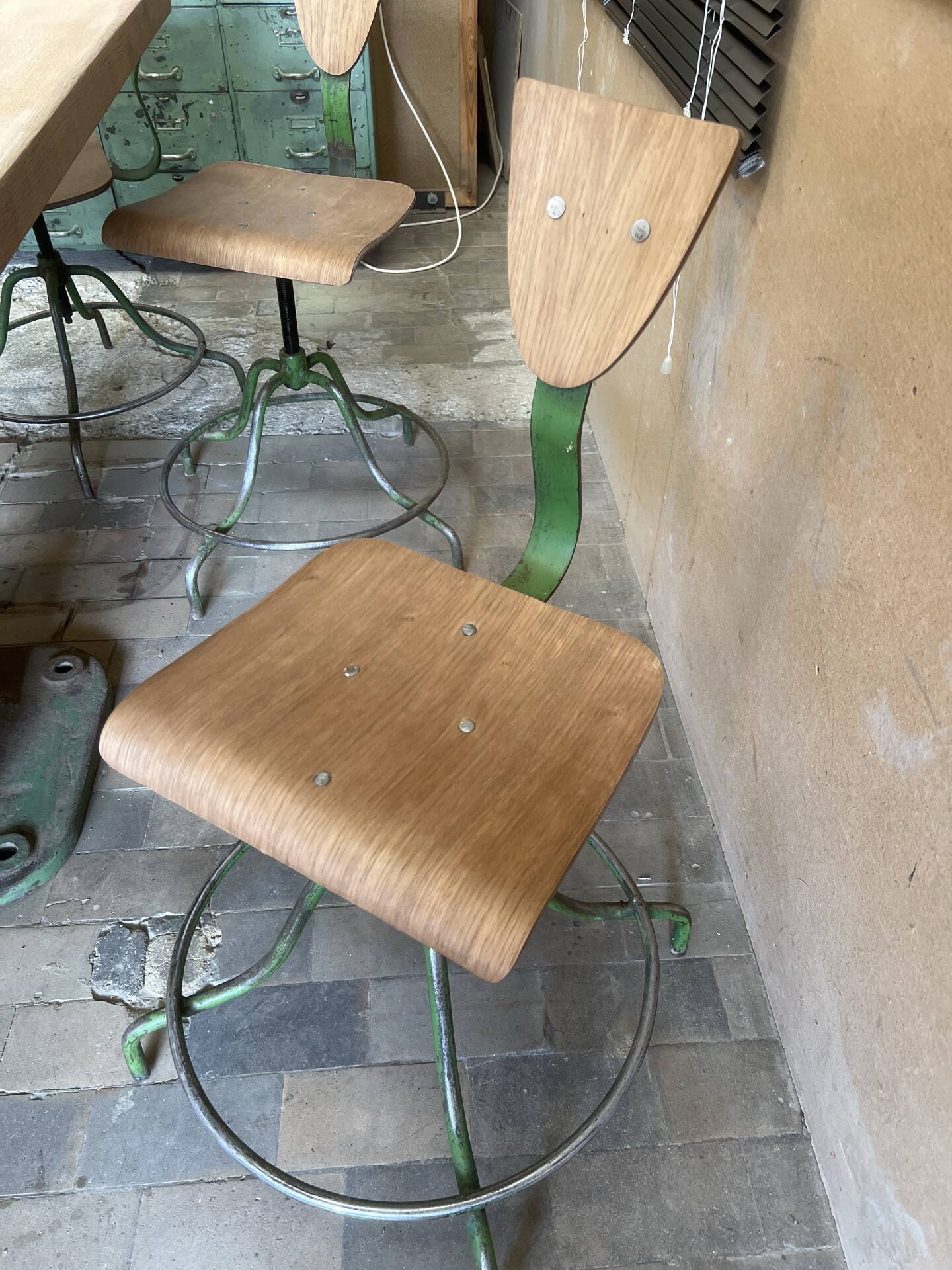 Industrial designer / architect chair