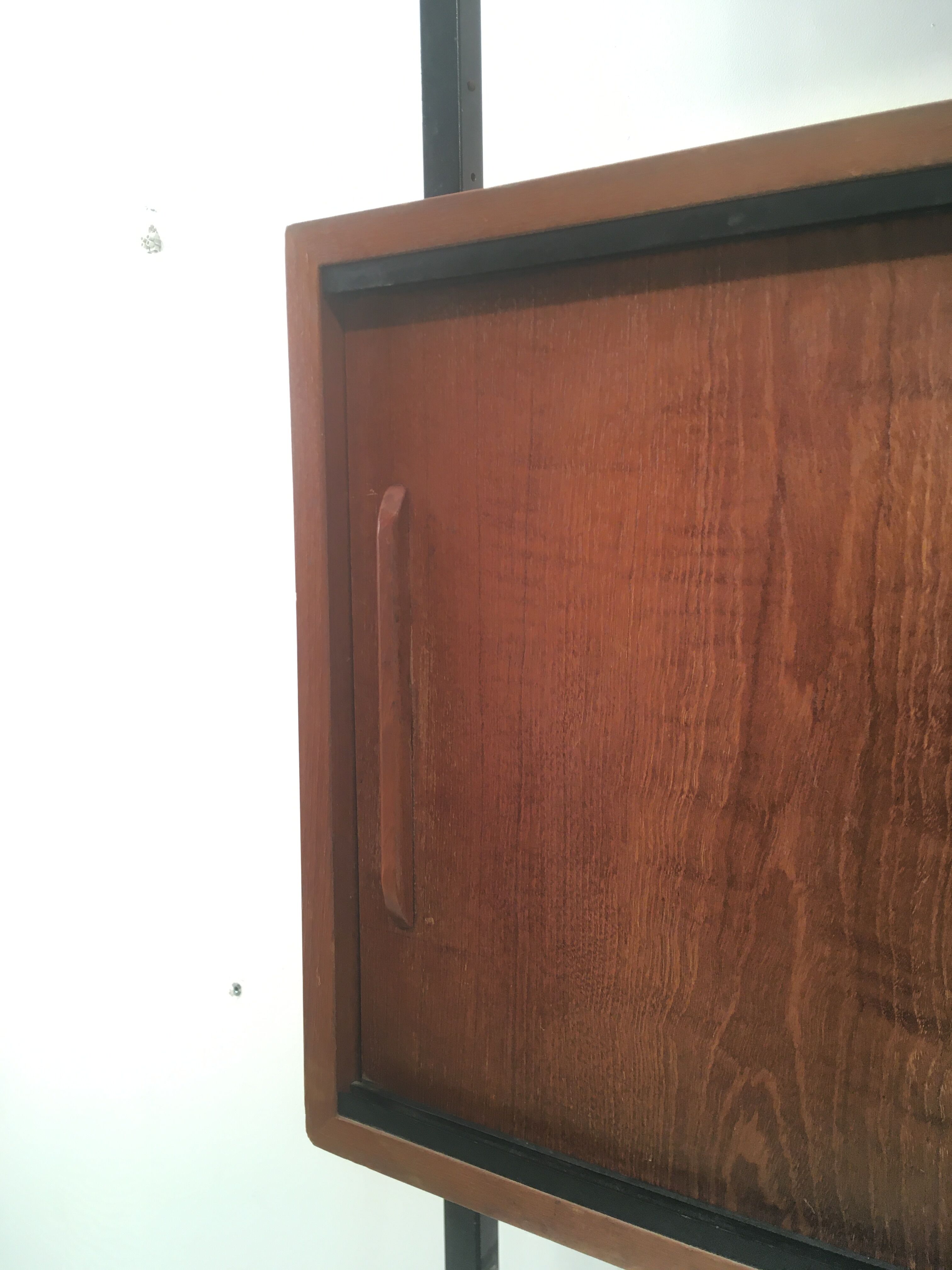 Floor/ceiling library 60s