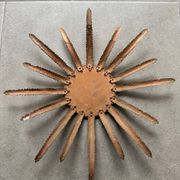 Miroir soleil en bronze, France années 50