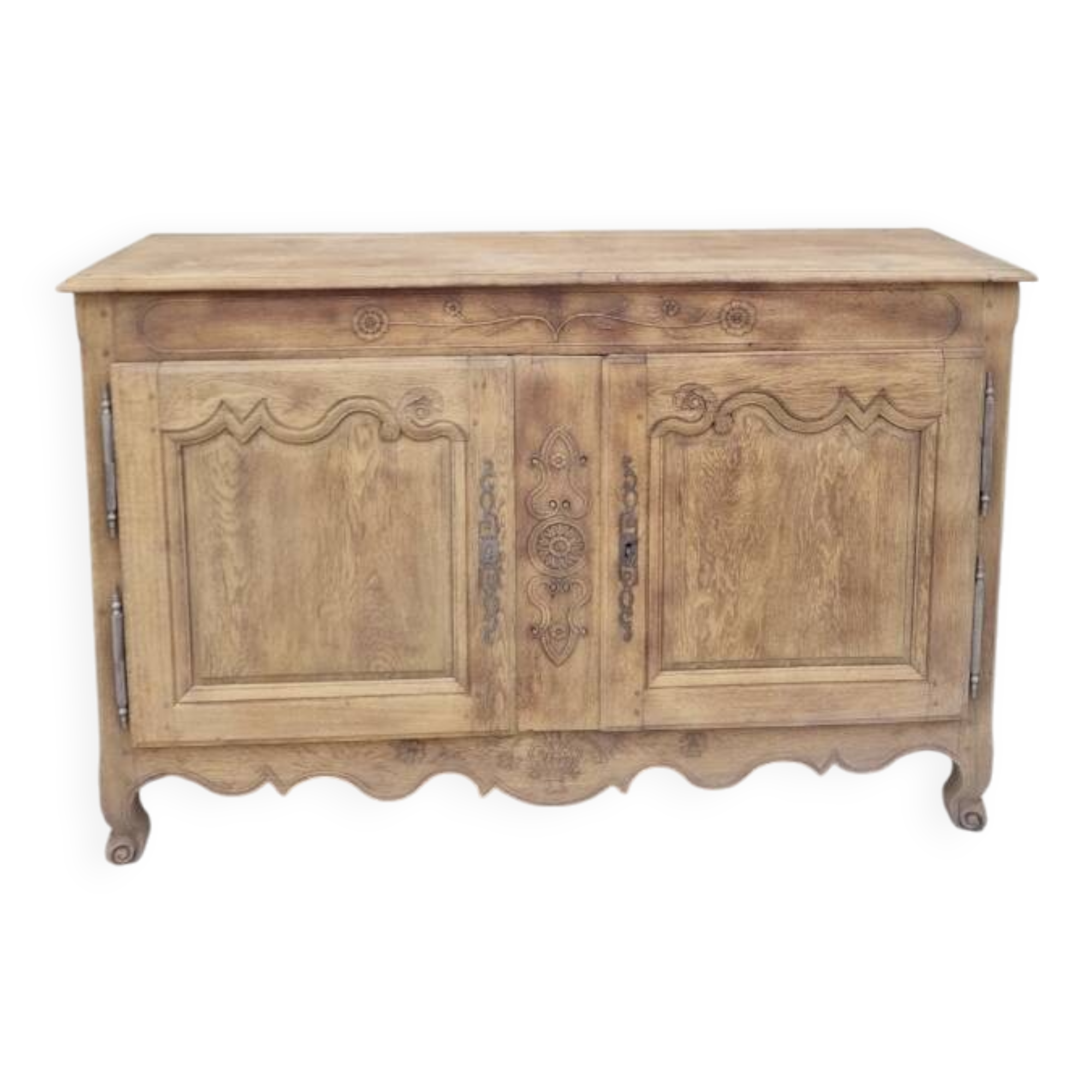 Louis XV period sideboard in solid oak Aerogommer