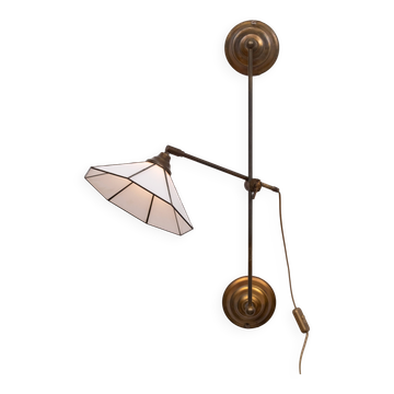 Lampe murale en laiton ajustable de style Tiffany des années 1960