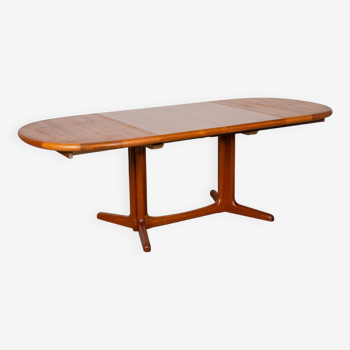 Danish Extendable Dining Table made of Teak by E. Valentinsen