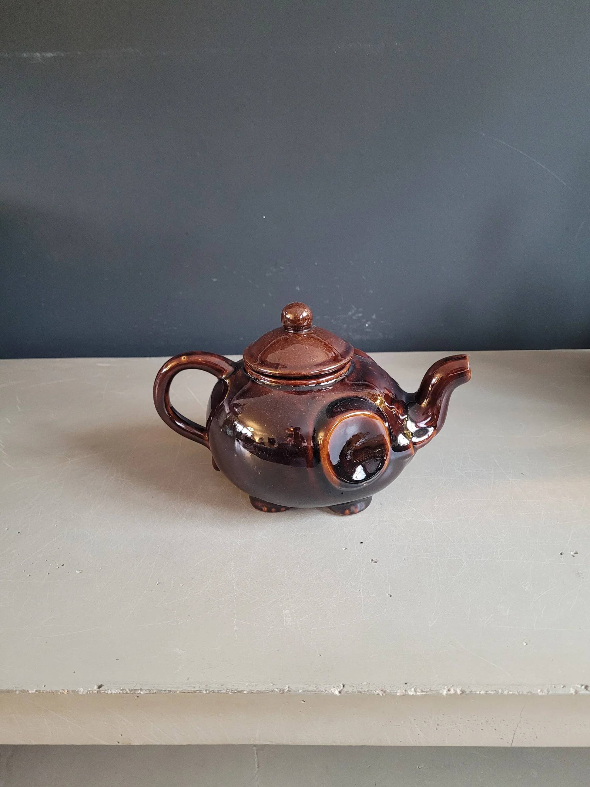 Brown porcelain elephant teapot