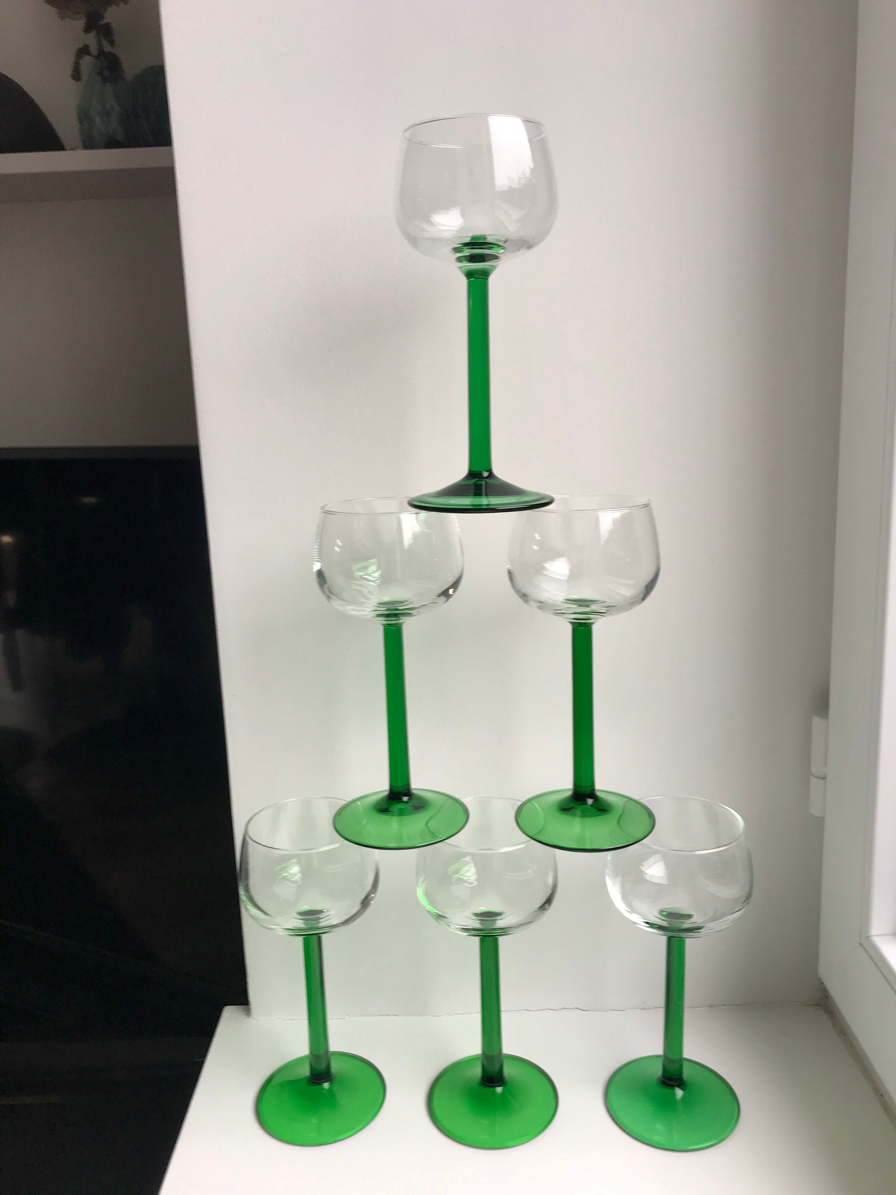 Set of 6 green white wine glasses made in France 60s-70s