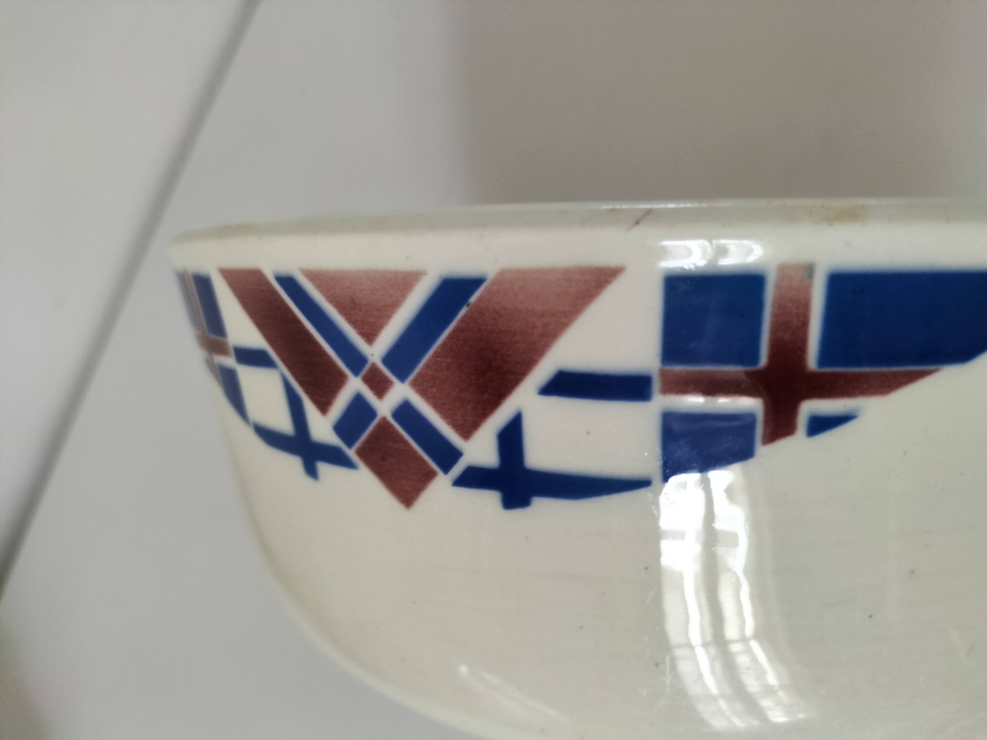 K & G Lunéville plate model Hossegor geometric design