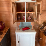 Children's room furniture