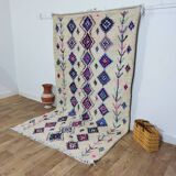 Handmade moroccan berber rug 217 x 117 cm