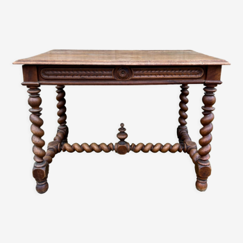 Table bureau style Renaissance en noyer massif vers 1850