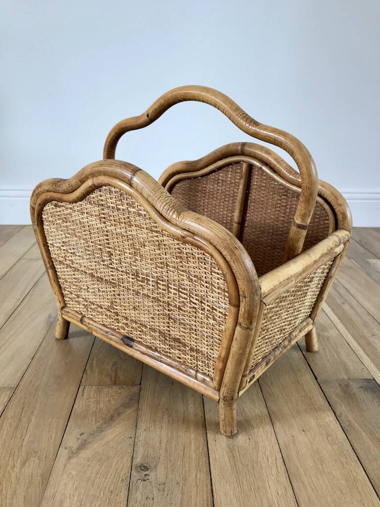 Magazine holder / Pine hutch in rattan, bamboo and canning 70s