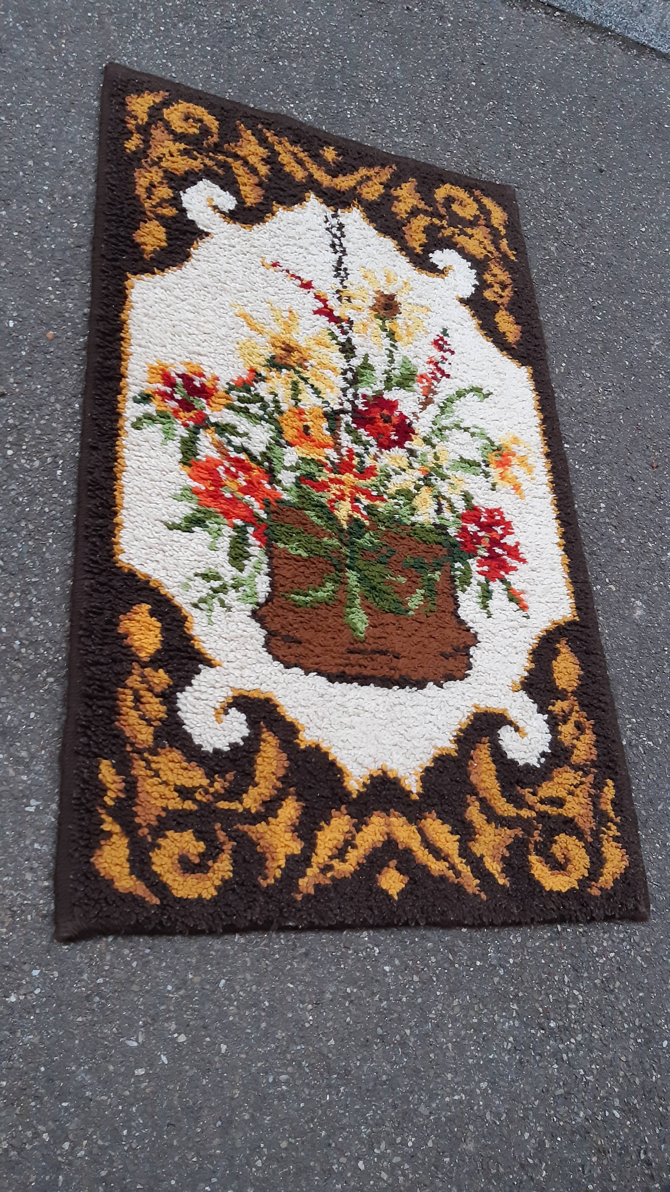 Vintage wool curly carpet floral pattern 120x69cm