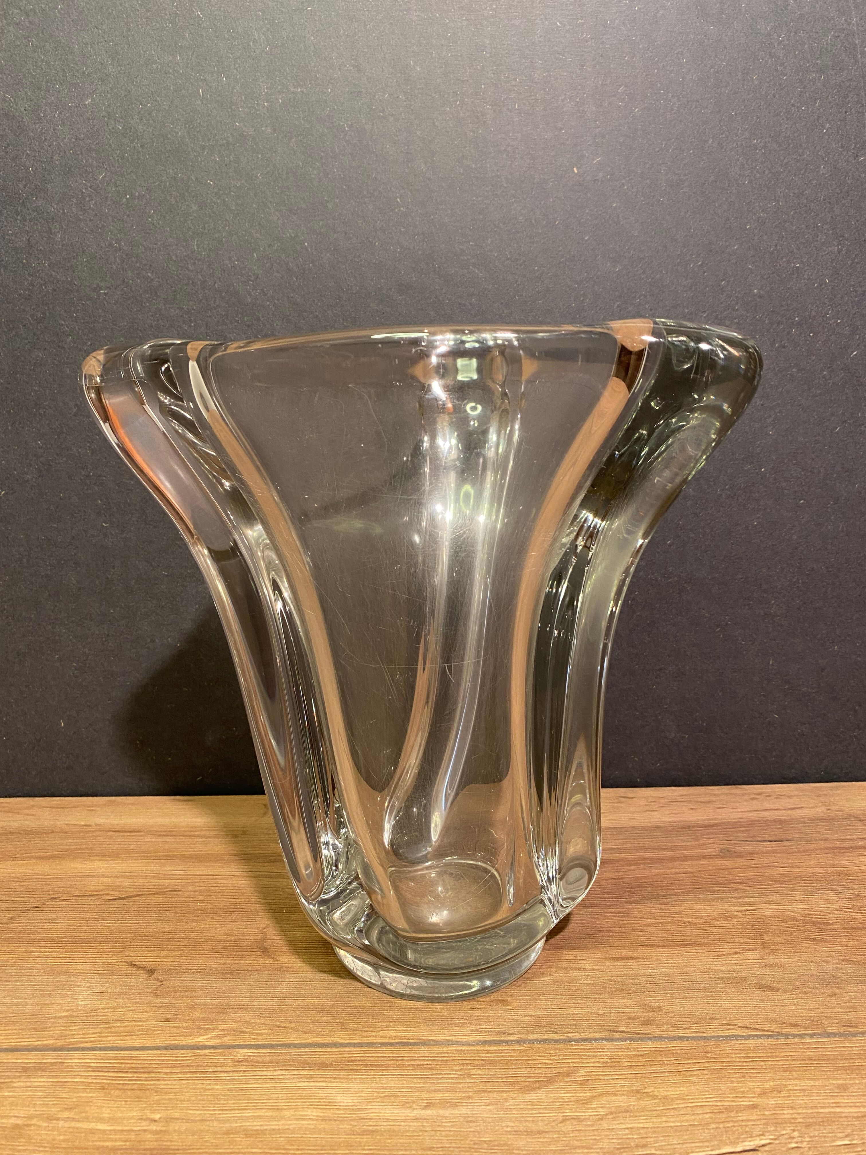 Heavy design vase in Daum type crystal