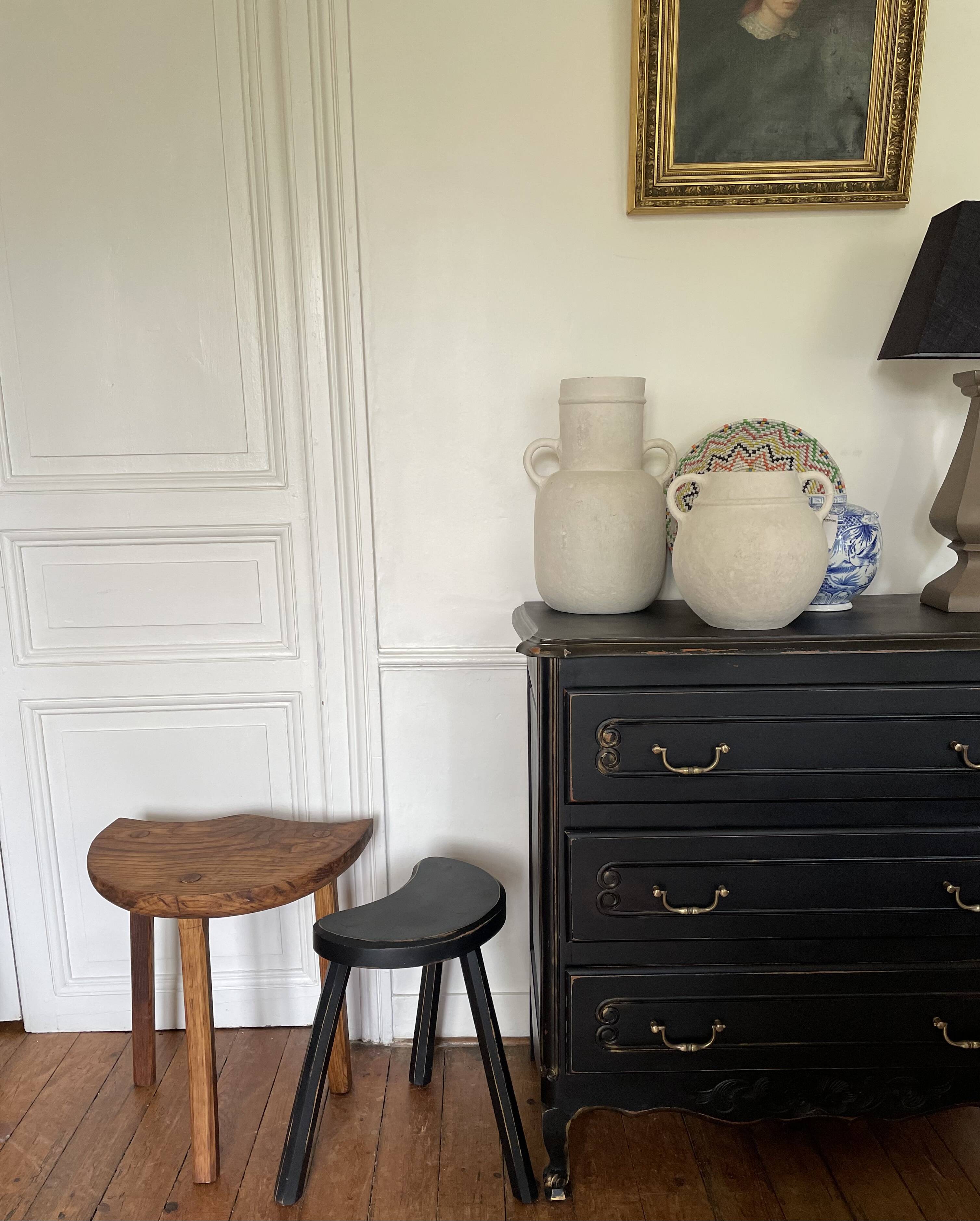 Tabouret tripode