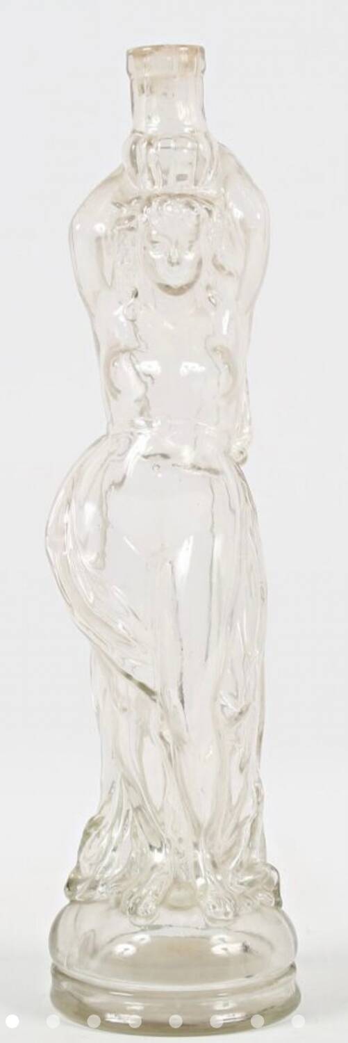 Bouteille en verre moulé - 19e