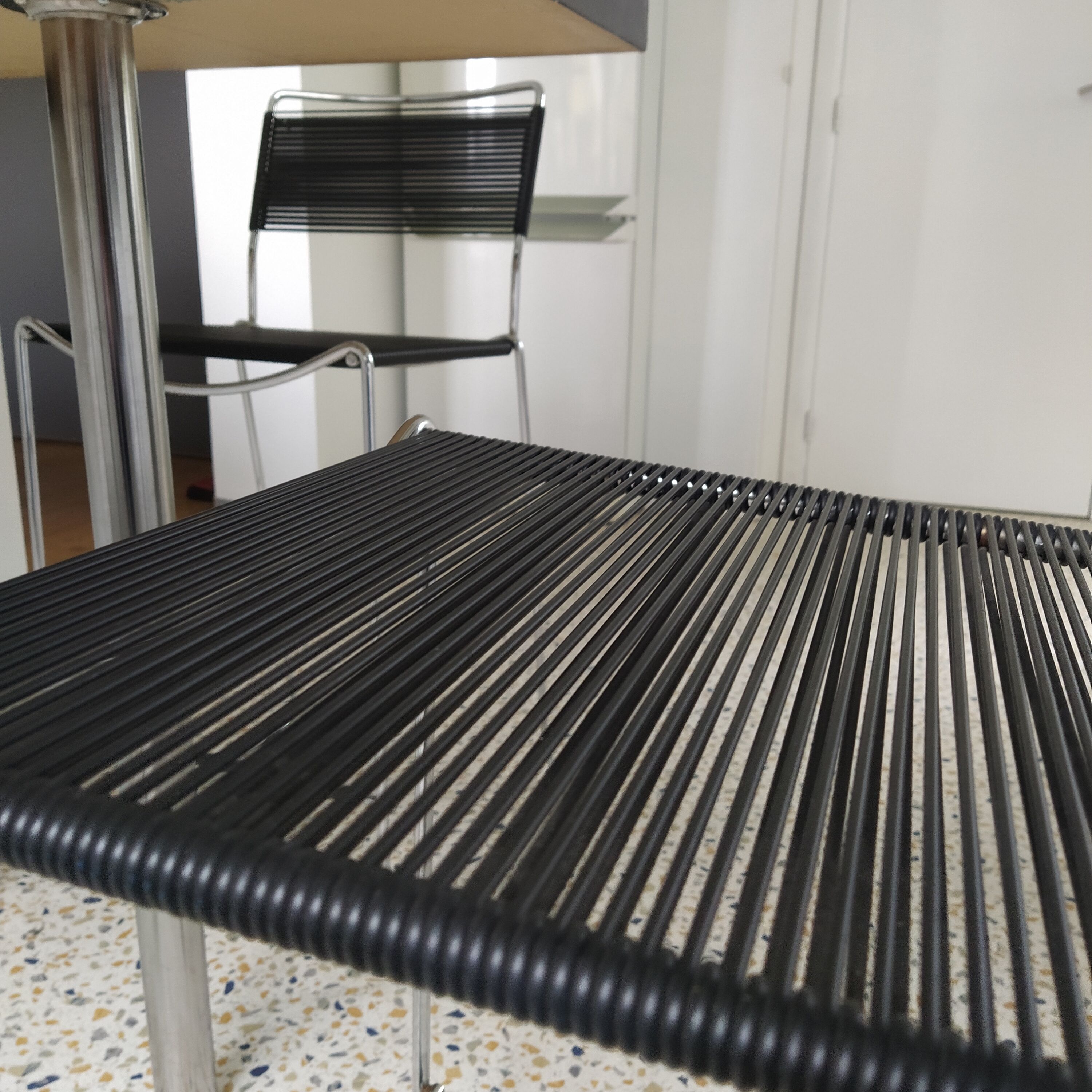 High stools Spaghetti dark gray design Giandomenico Belloti , edit by Alias