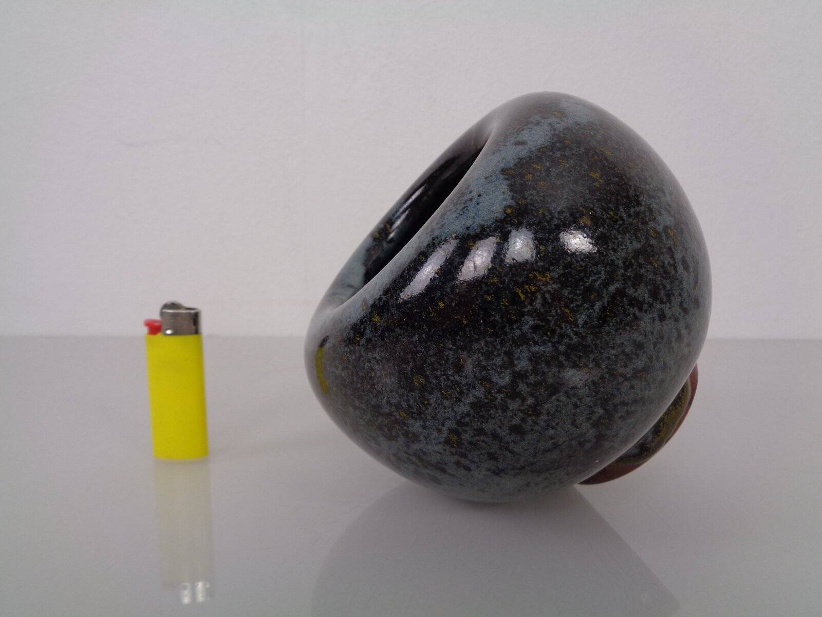 Studio ceramic vase by Horst Kerstan, Germany, 1960s.