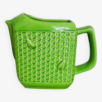 Slush pitcher