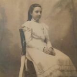 Photographie ancienne à l'albumine, Jeune femme à la longue tresse, Fin du XIXe siècle