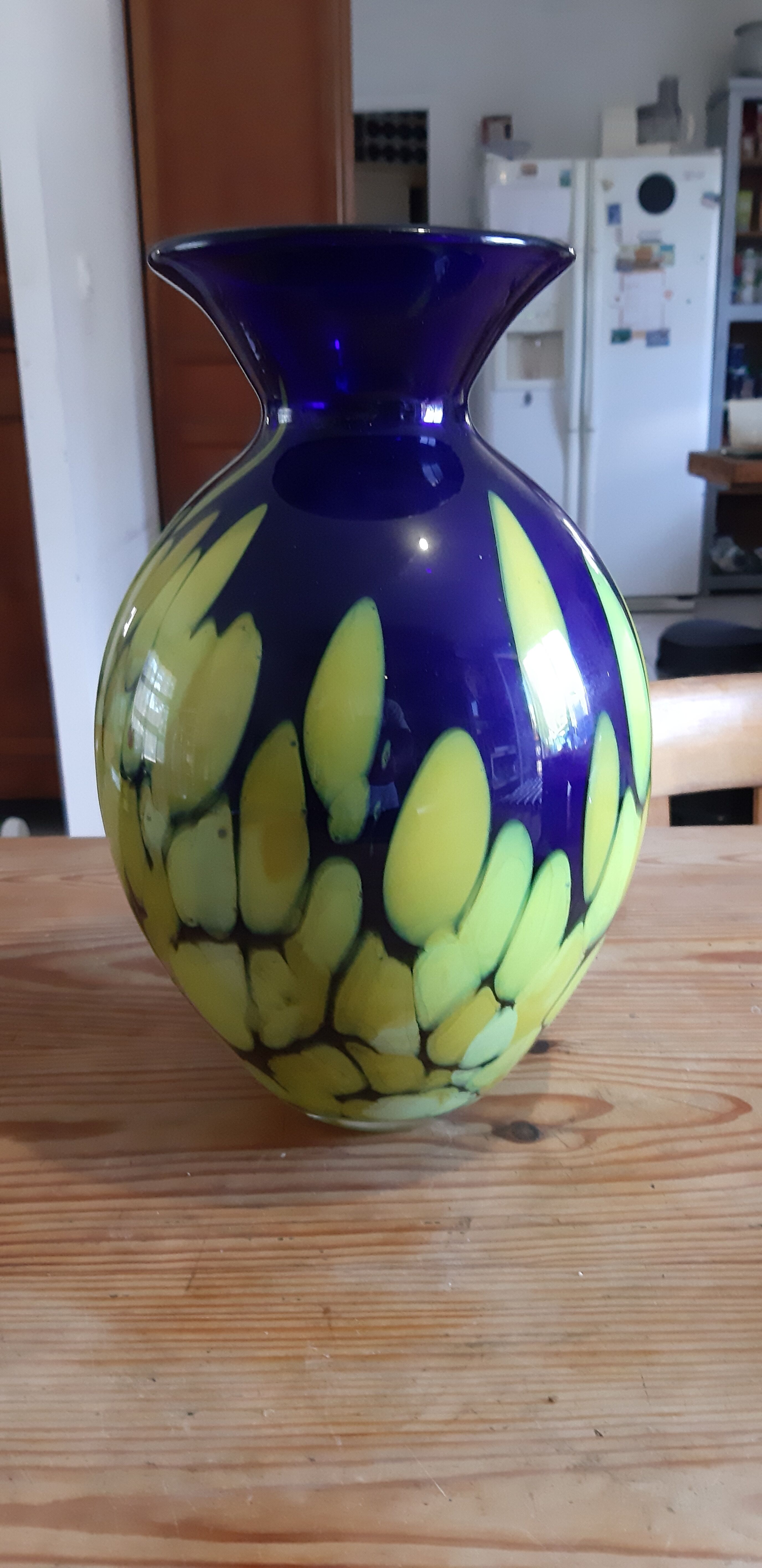 Bi-color blown glass vase