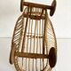 Ancien landau de poupée en rotin