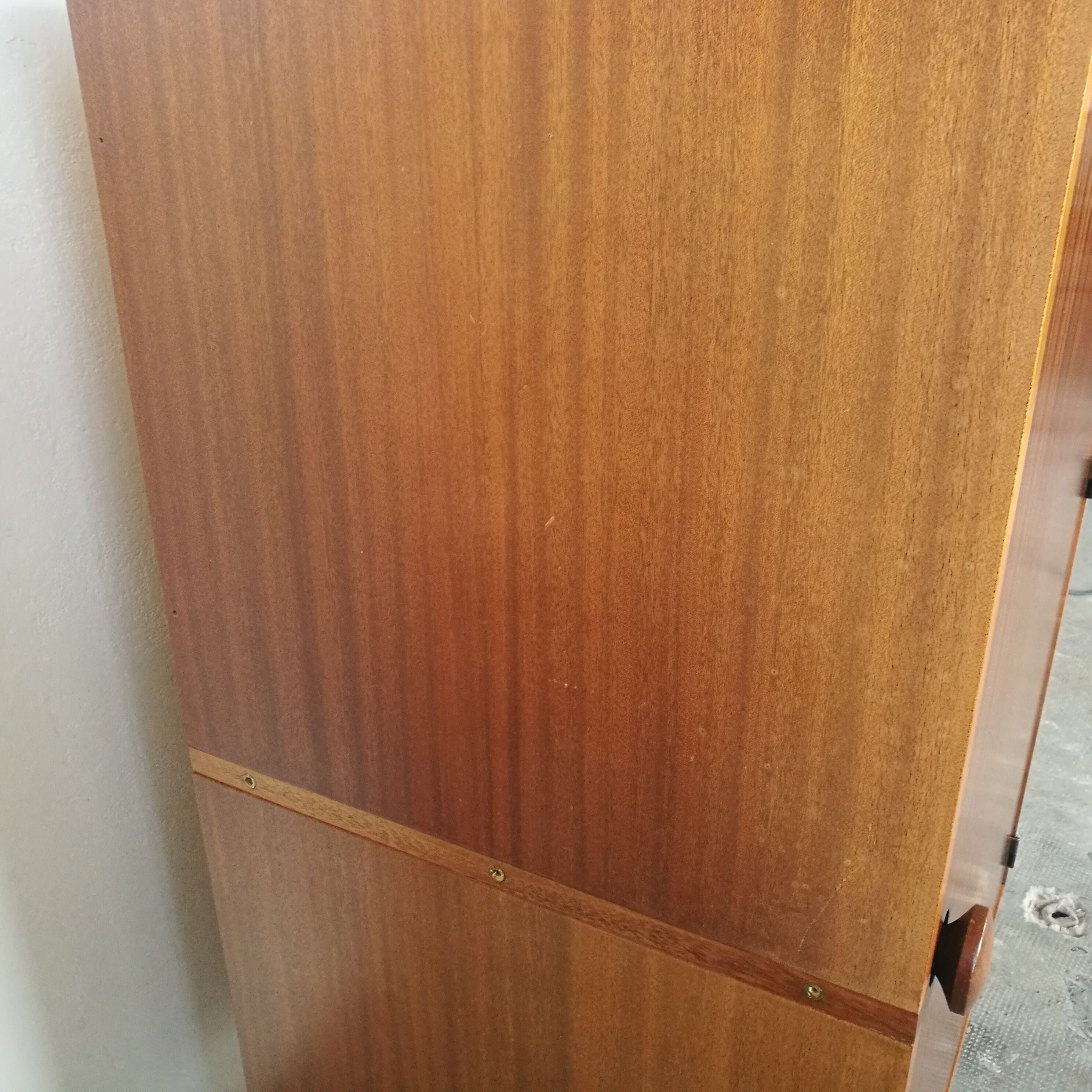 Wardrobe, ARP box, Minvielle