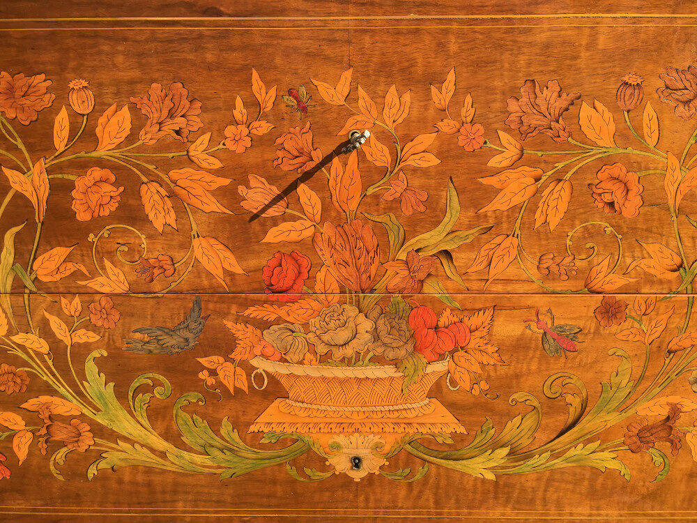 Commodity in Restaurant Style Marquetry - 19th century