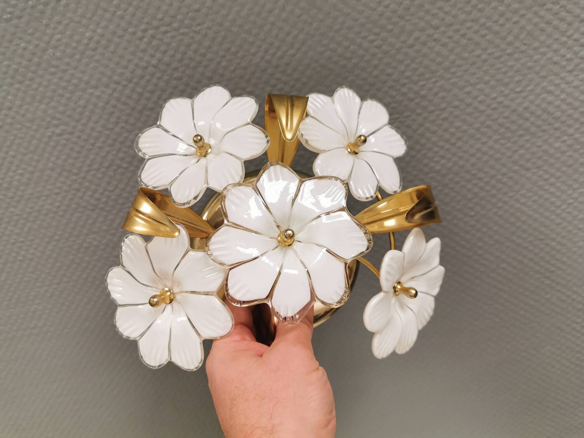 Swedish wall lamp in transparent and white glass shaped like flowers 1960s