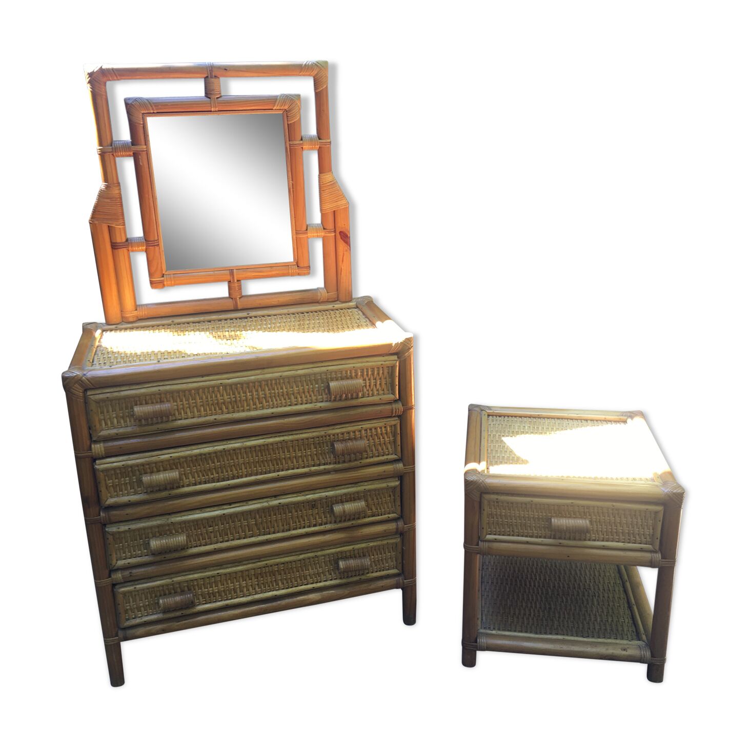 Commode et chevet en rotin et bambou