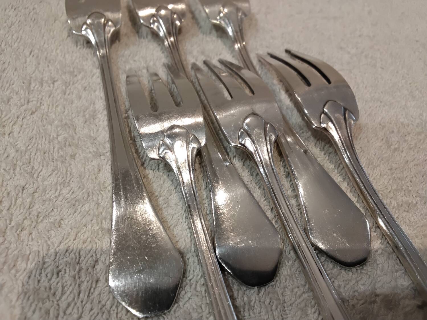 6 silver-plated cake forks by the silversmith Ercuis Medici
