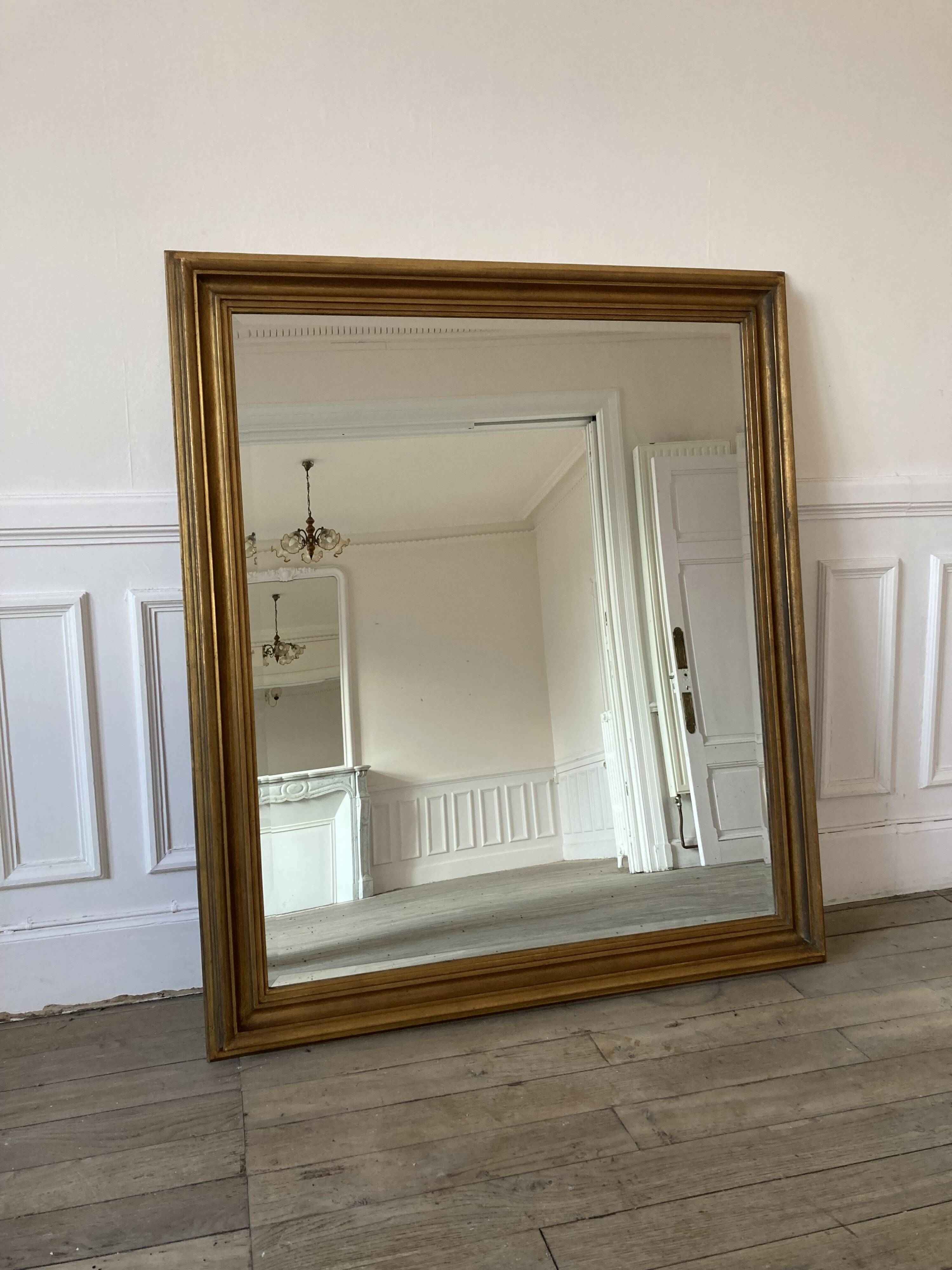 Antique mirror 134x115cm