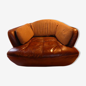 Comfort leather armchair