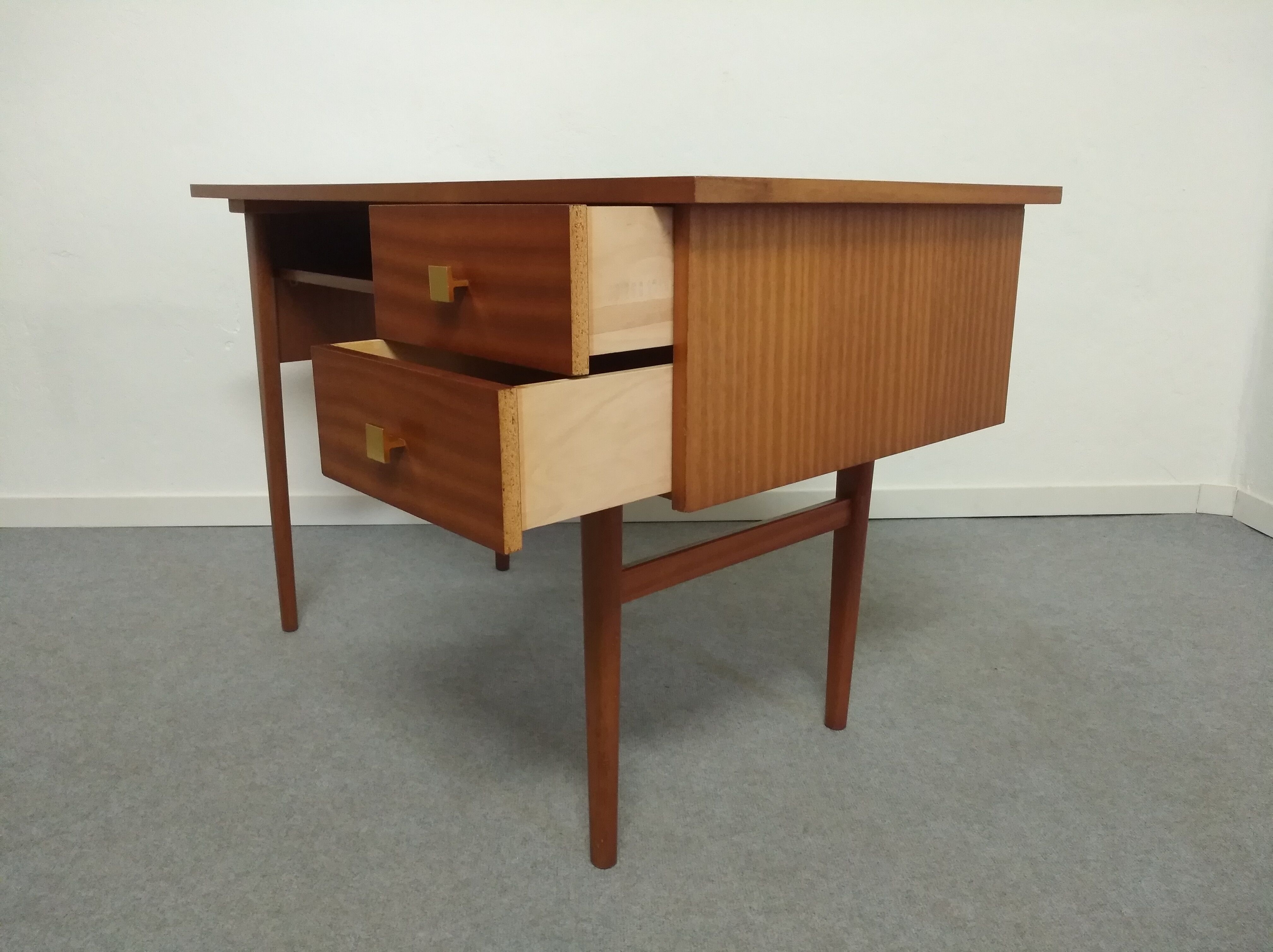 Office of the 50s/60s