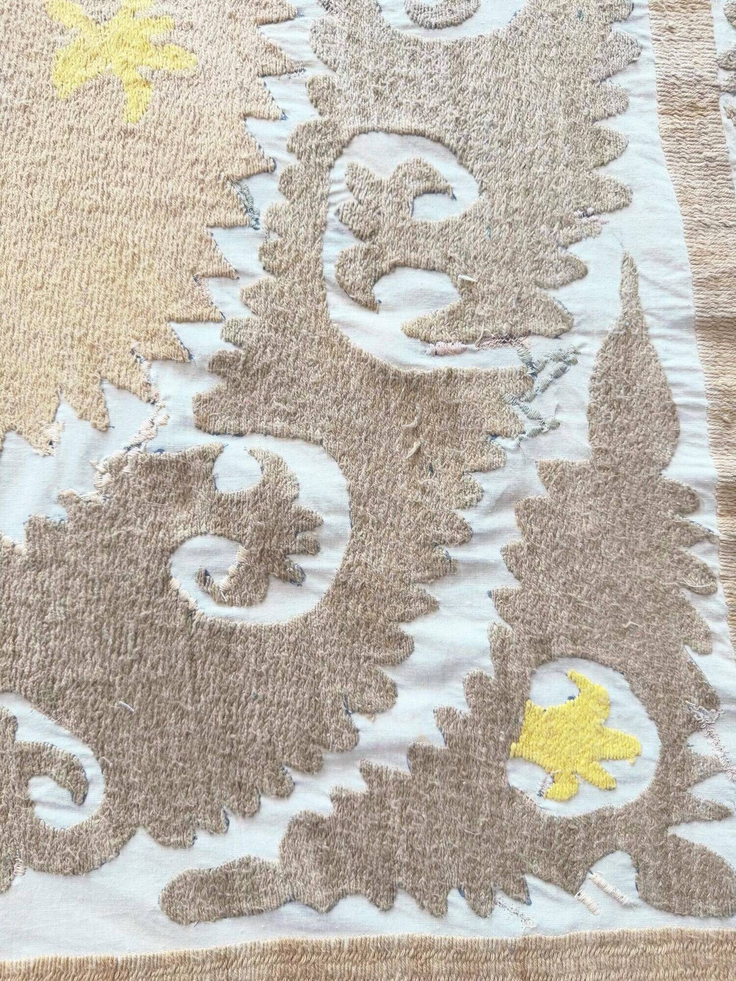 Vintage hand-embroidered tablecloth 125x128 cm