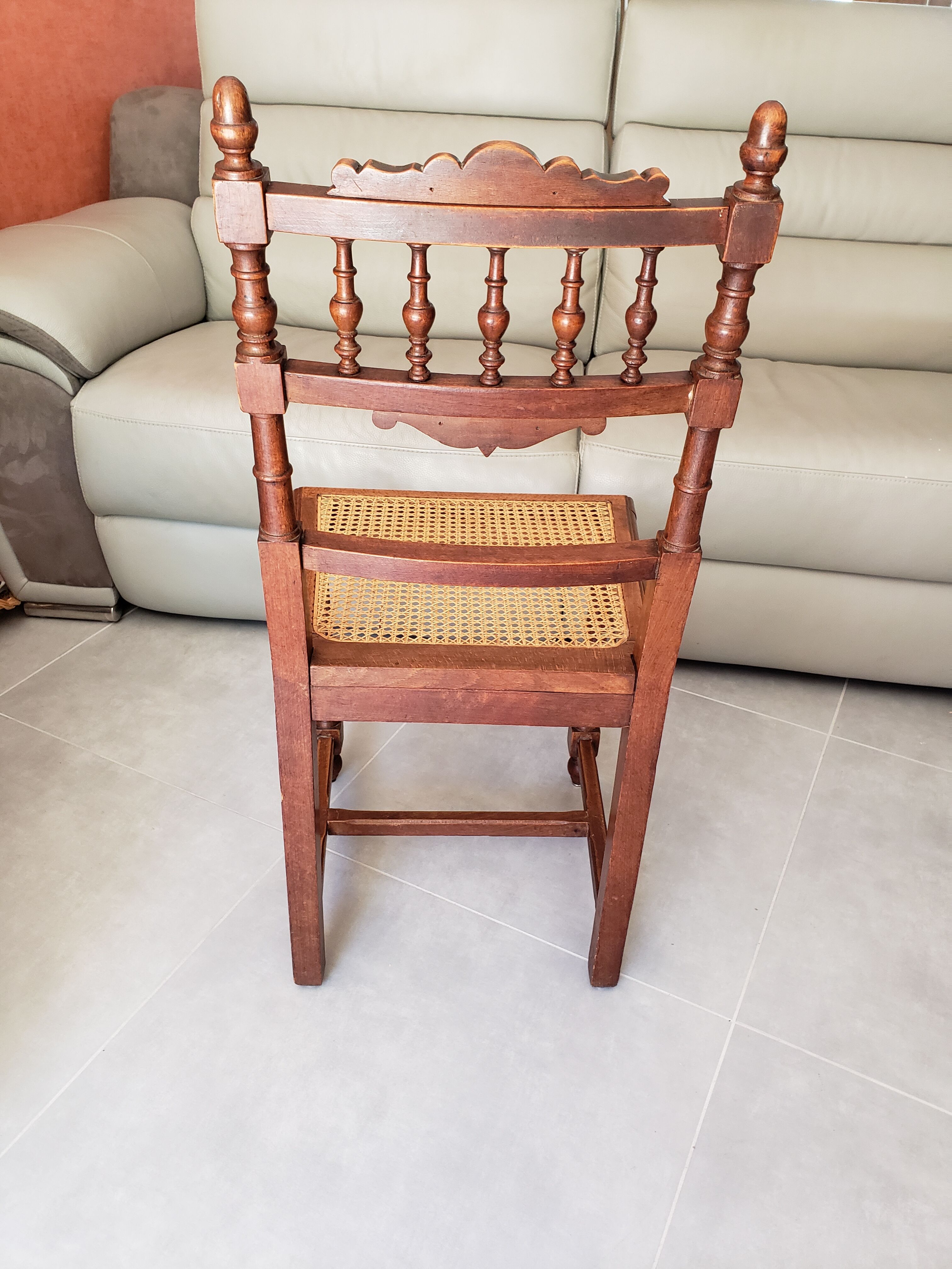 4 vintage chairs in turned wood and cannage from the 1910s