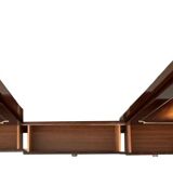 Armoire en bois avec miroir — style mid-century