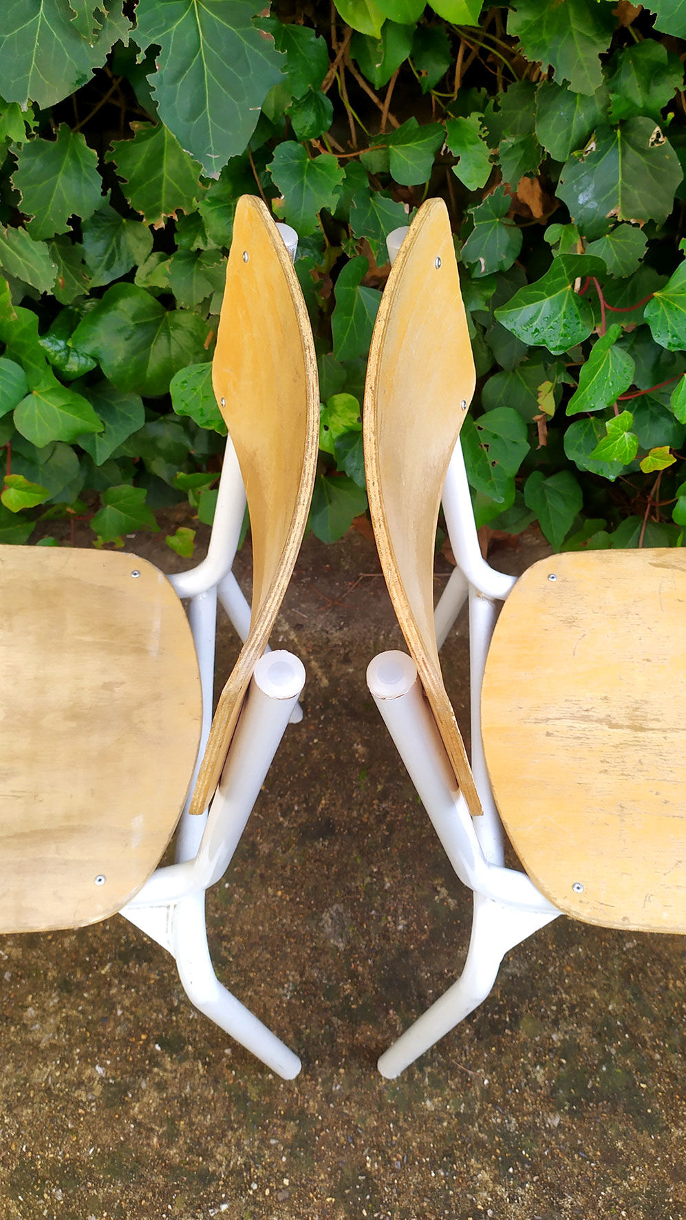 Series of 4 school chairs