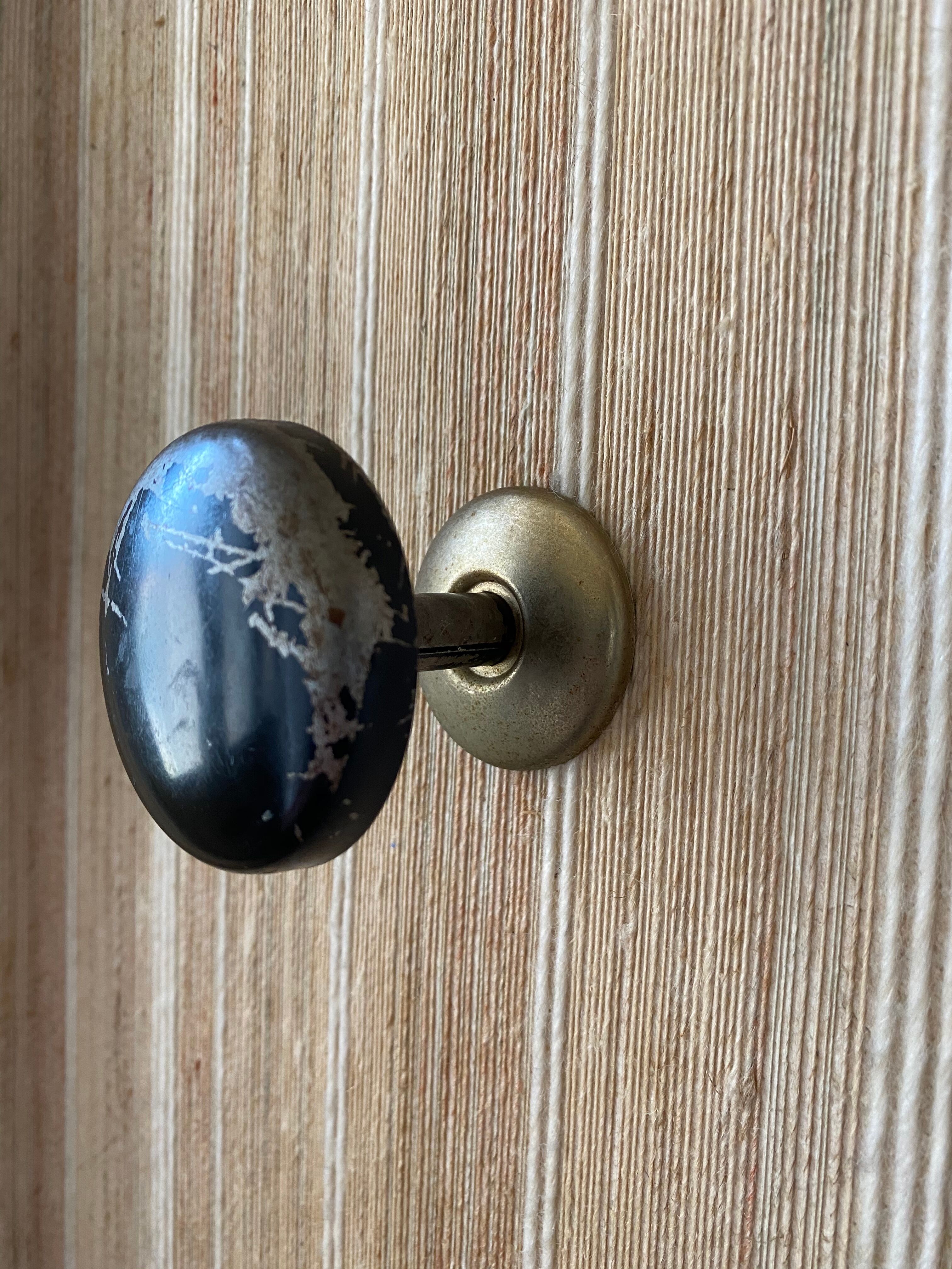 4 vintage metal patères