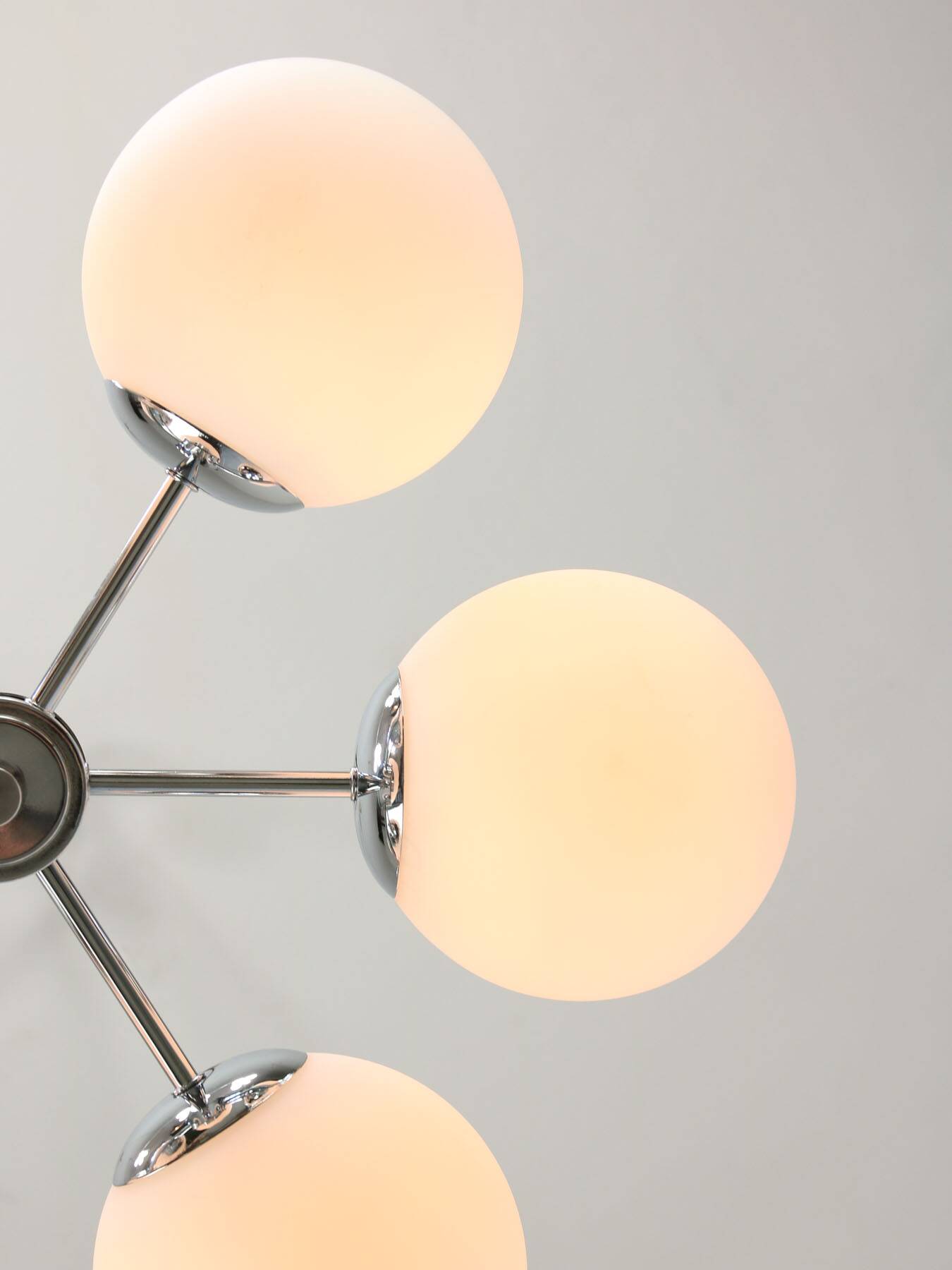 Space-age Italian Sputnik Chrome & Opaline Chandelier, 1970s
