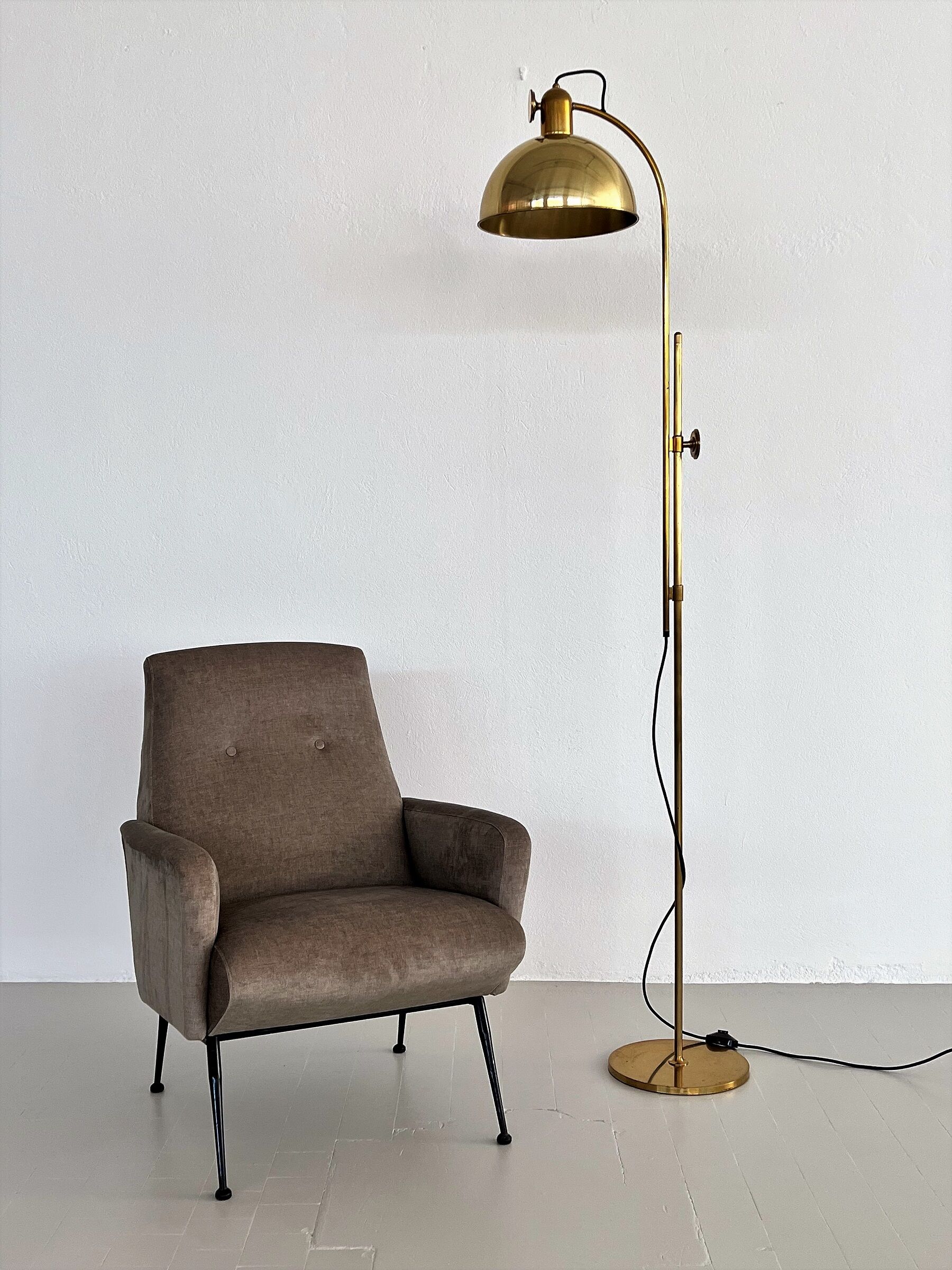 Florian schulz mid-century adjustable floor lamp in full brass, 1970