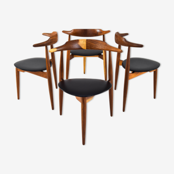 Lot de 4 chaises 4104 heart d'Hans Wegner, Danemark années 50