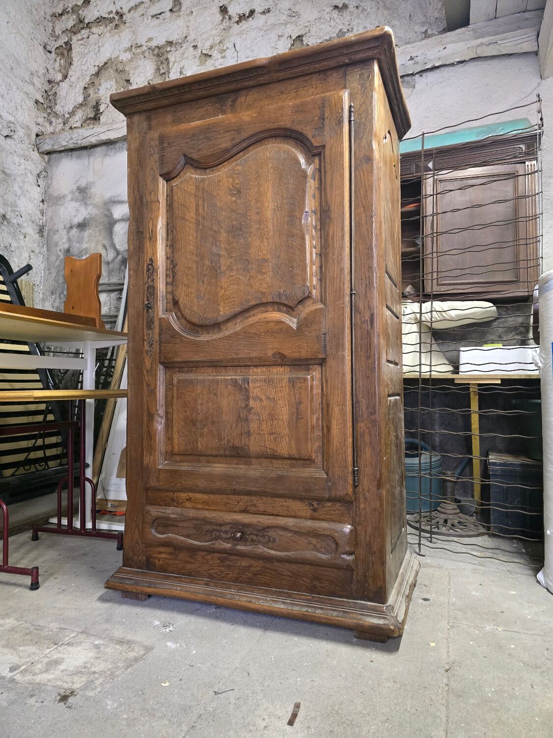 Antique oak bonnetière – 19th century