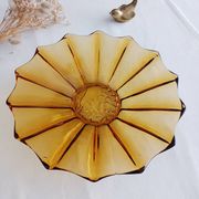 Coupe à fruits en verre ambré