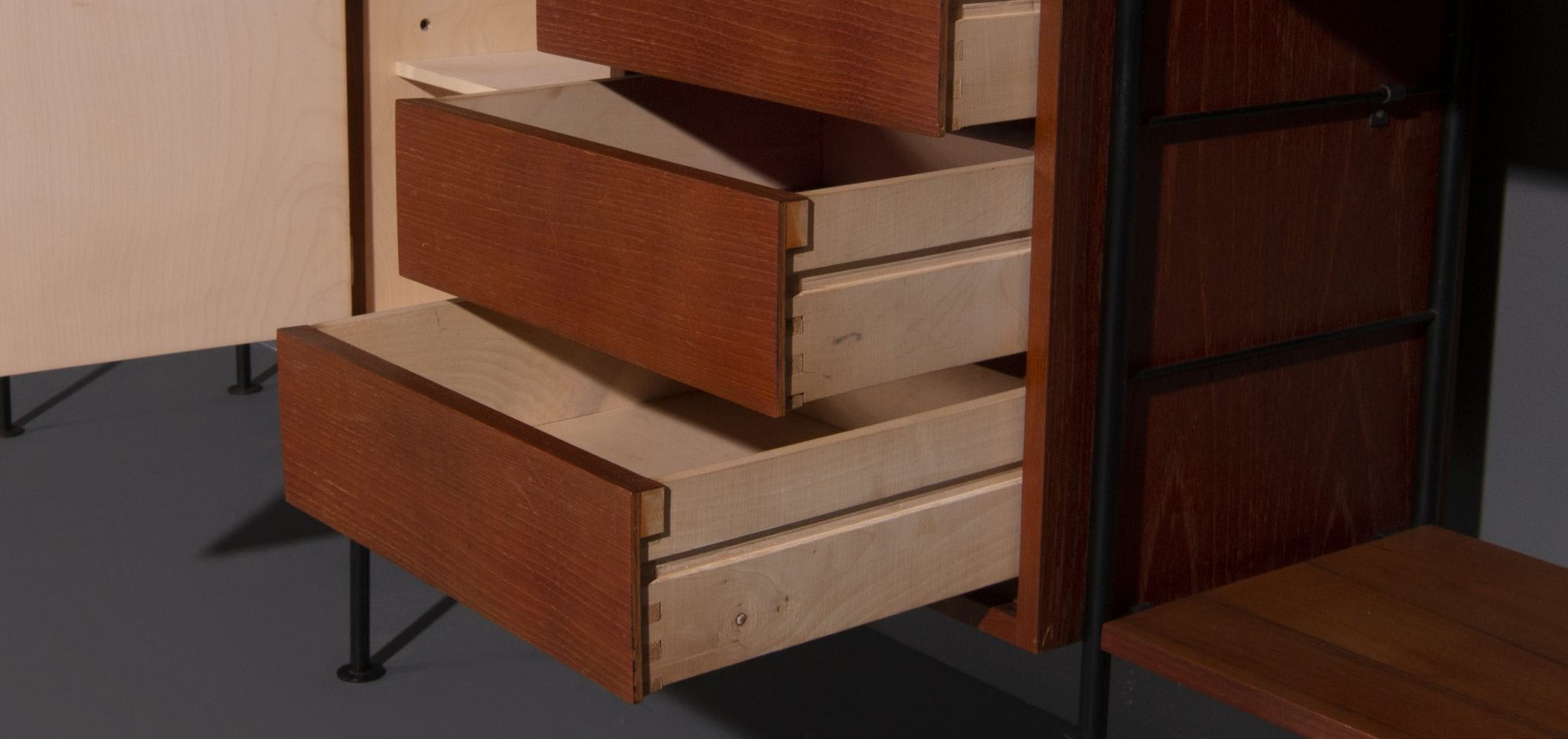 Vintage design wall shelf produced by Holz-pfel