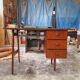 Bureau vintage pieds compas