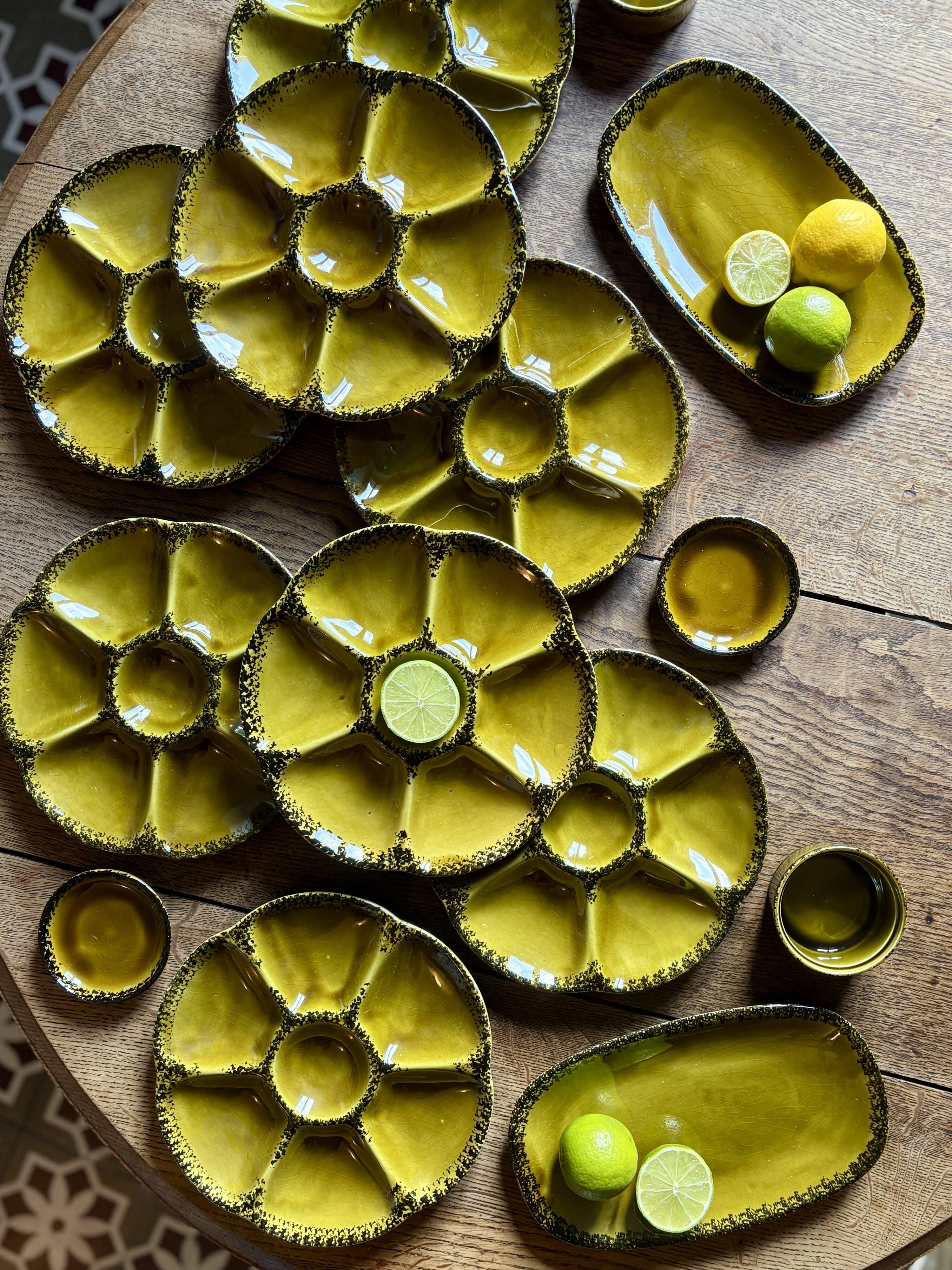 Vintage oyster or shellfish service from Gien