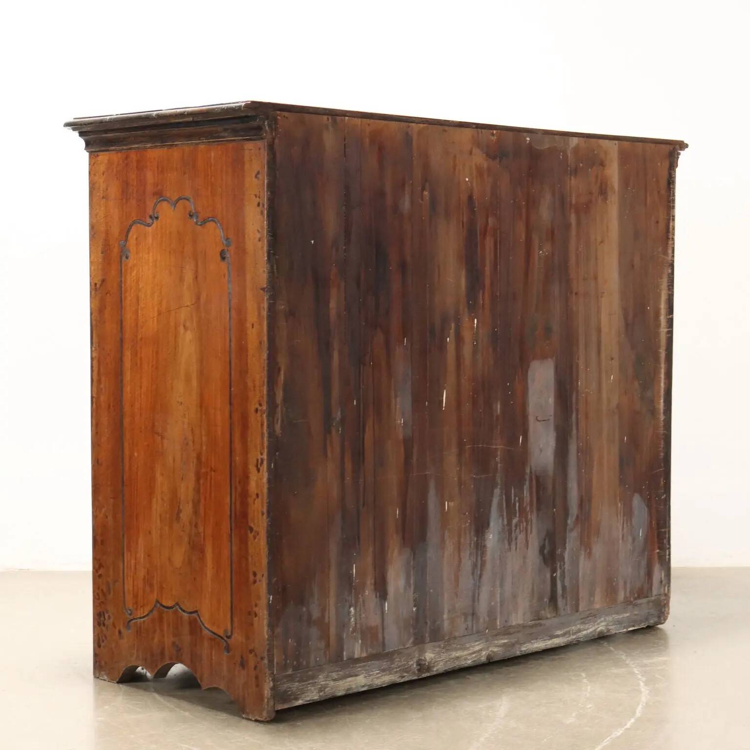 Commode ancienne en noyer 4 tiroirs Italie XVIIIe siècle