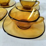 4 cups and saucers VERECO amber