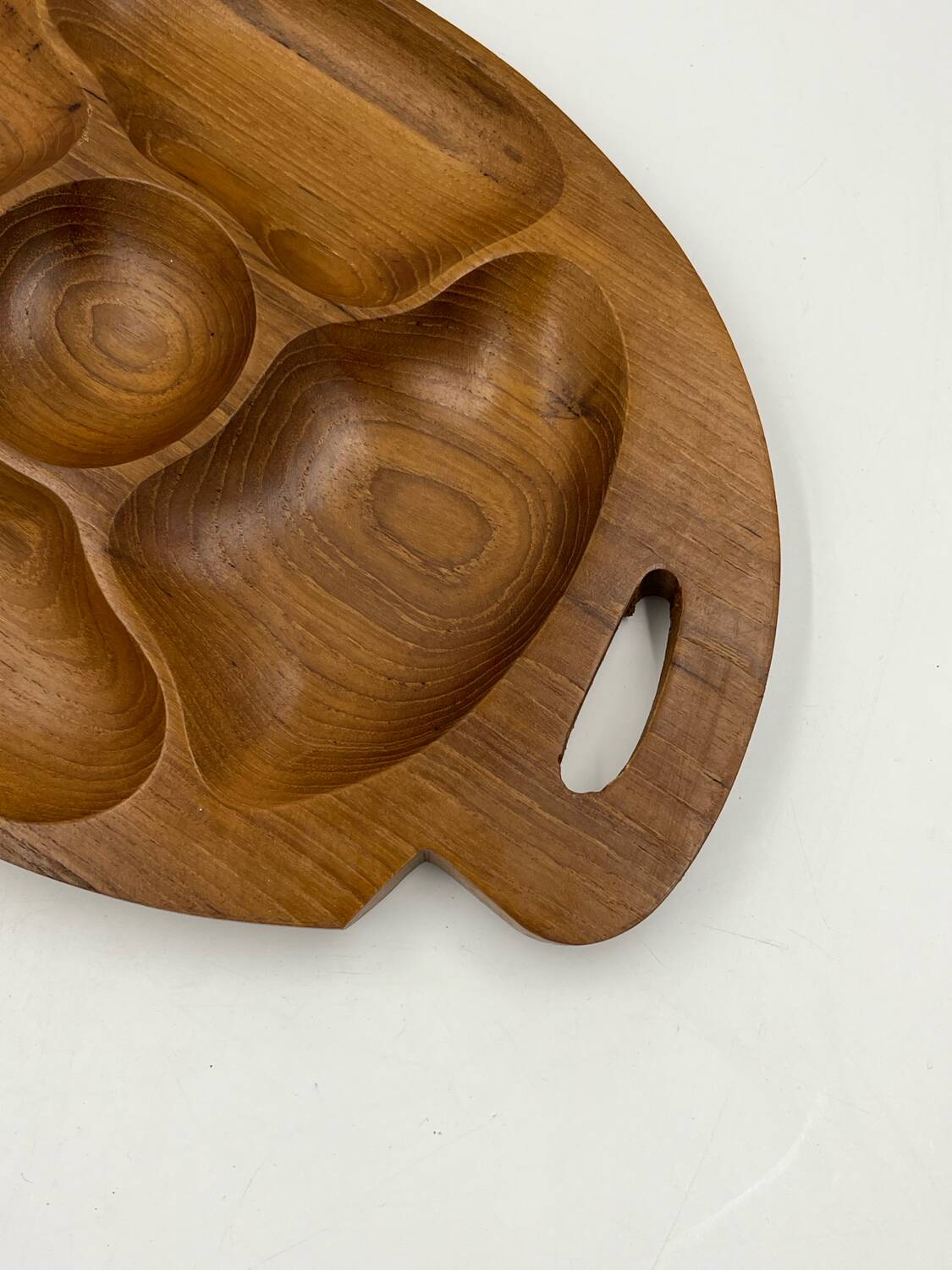 Solid teak aperitif dish